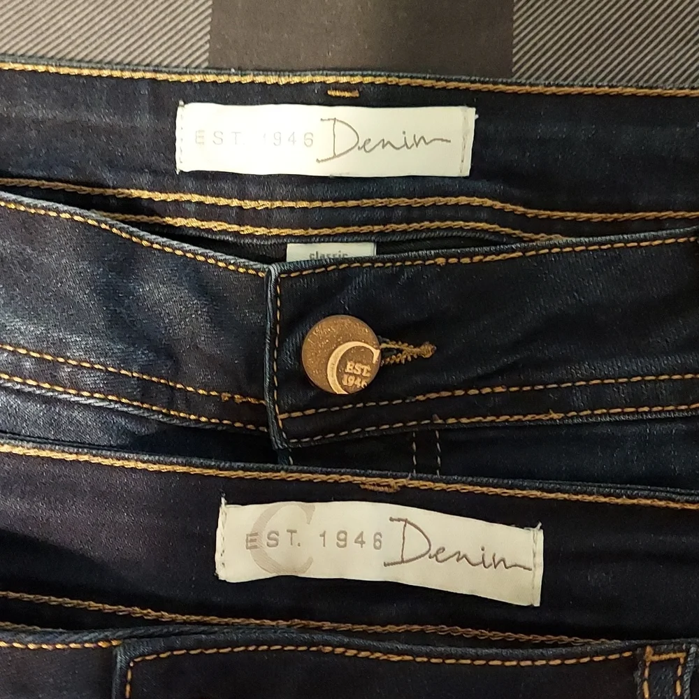 2 pairs of jeans EST. 1946 - Picture 2 of 3